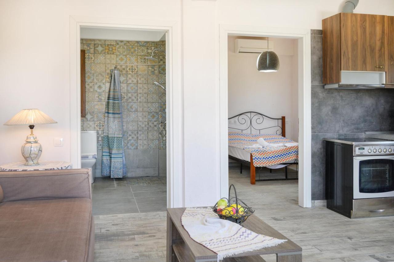 Danai House 3 Apartman Néa Róda Kültér fotó